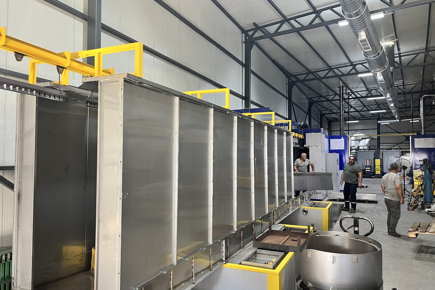 Cardan chain conveyor line